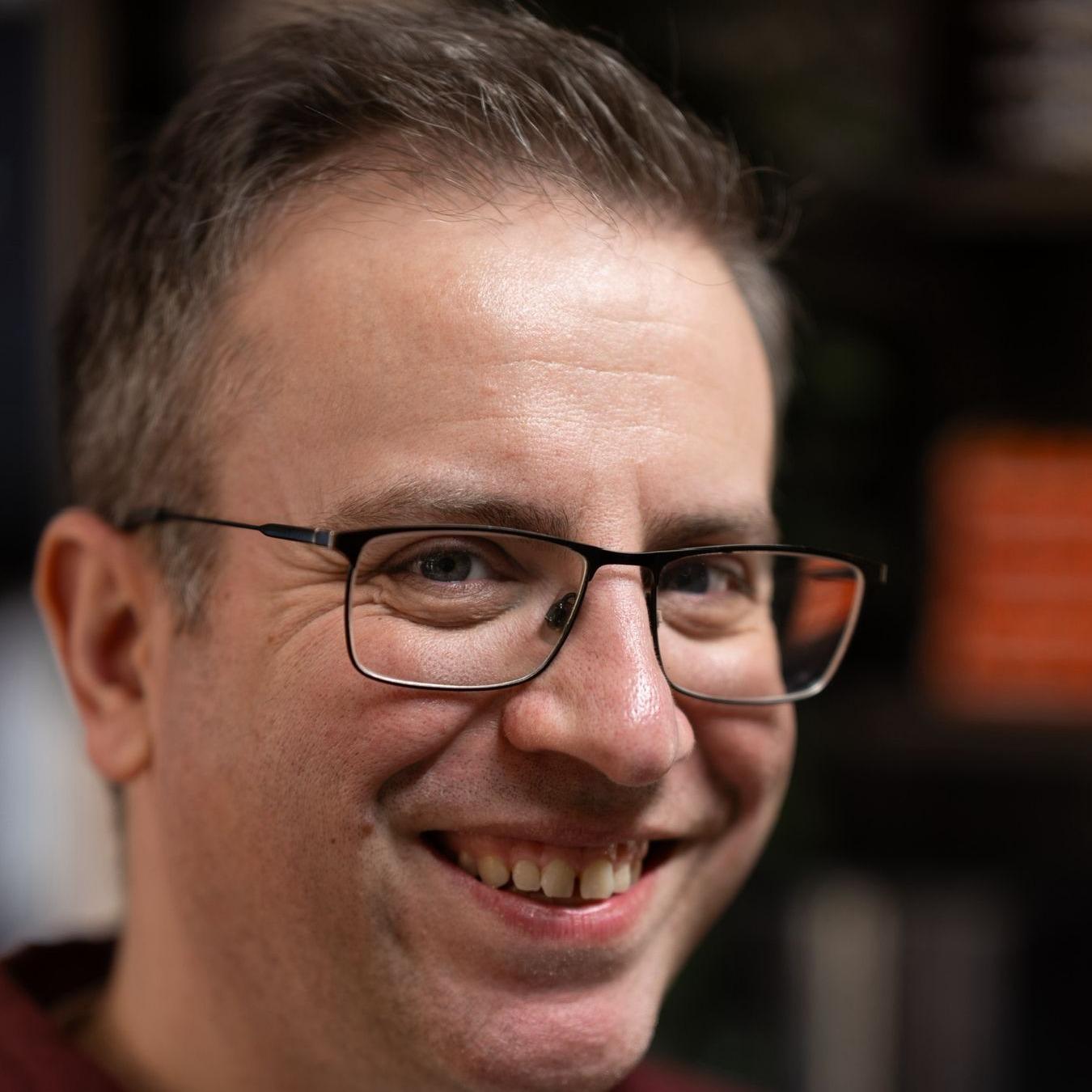 Mark Loveridge headshot